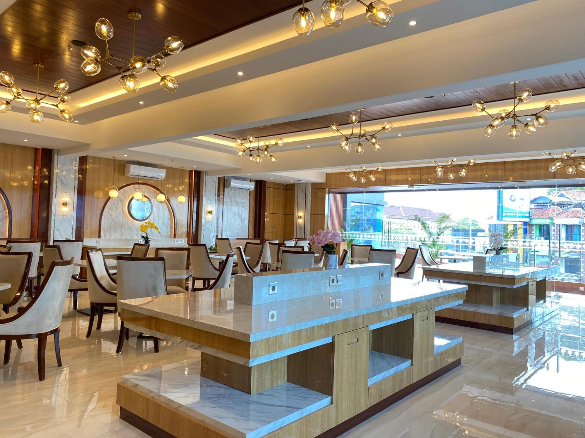 City Of Aventus Hotel - Denpasar Экстерьер фото